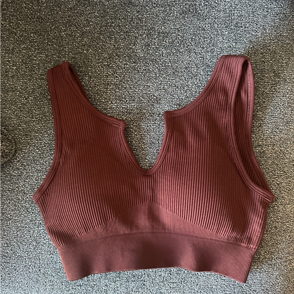 Burgundy sports bra size small